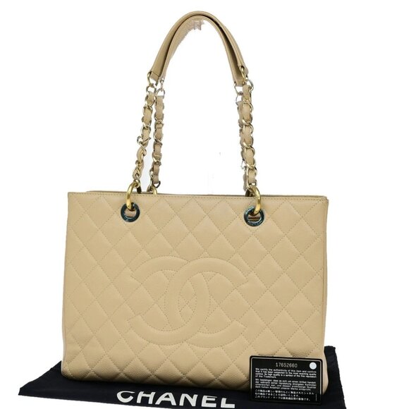 CHANEL Handbags - CHANEL CC GST Chain Shoulder Bag Grained Calfskin Leather Beige GHW 652RL053